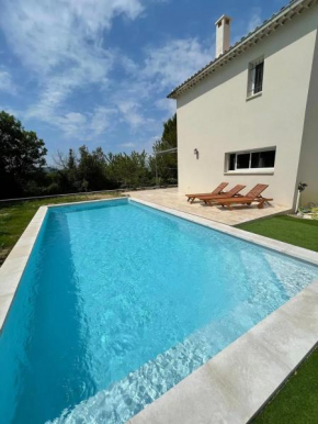 Spacieuse villa à Apt avec piscine privée